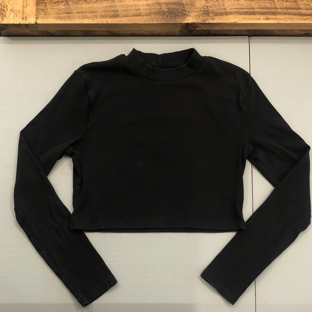 American Apparel 95% Cotton Black Cropped Baby Rib Long-Sleeve Mock Neck Top